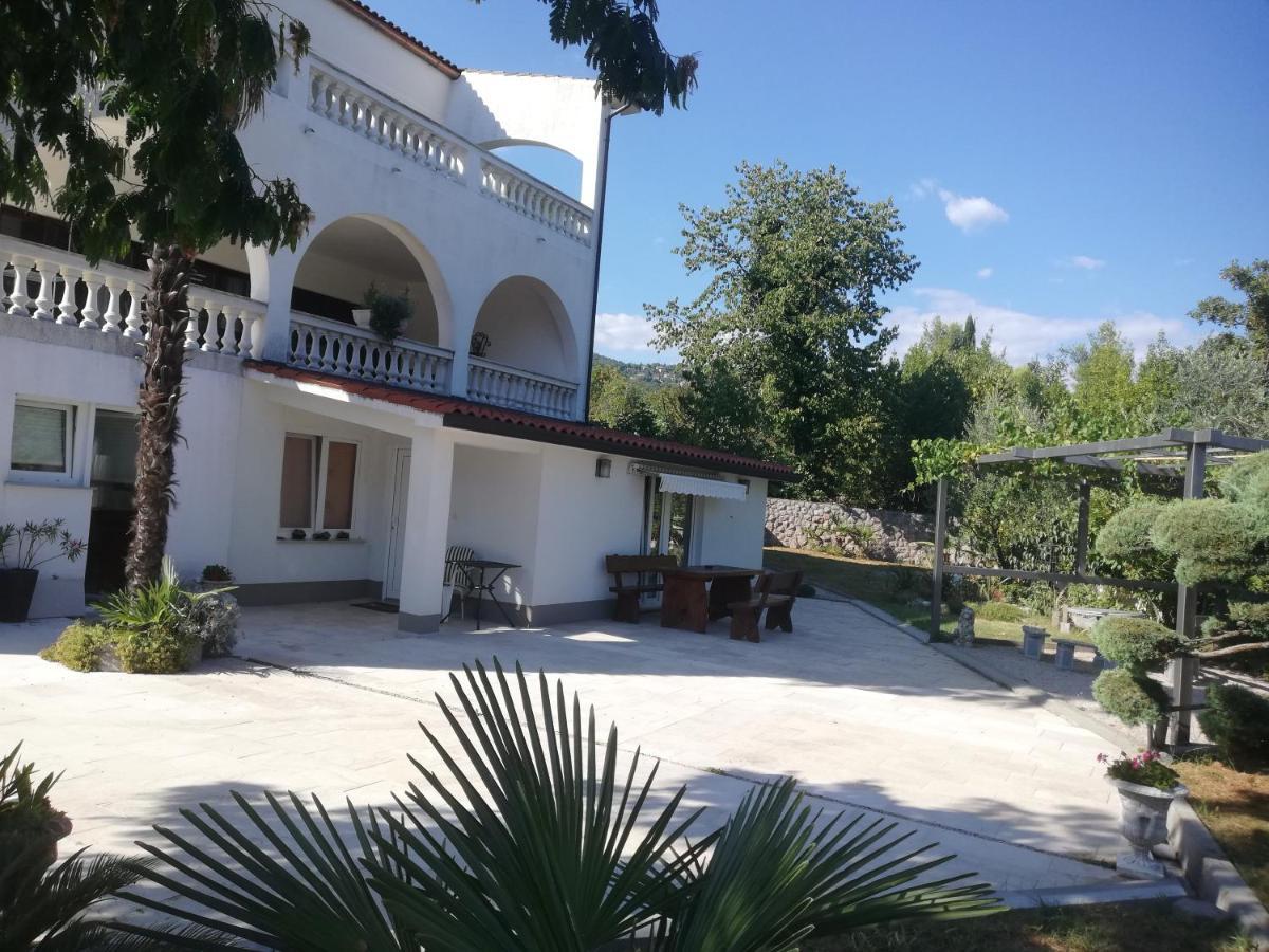 Apartment Nevija E Natale Opric ภายนอก รูปภาพ