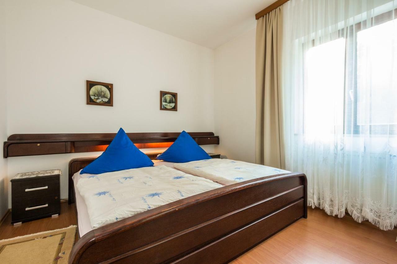 Apartment Nevija E Natale Opric ภายนอก รูปภาพ
