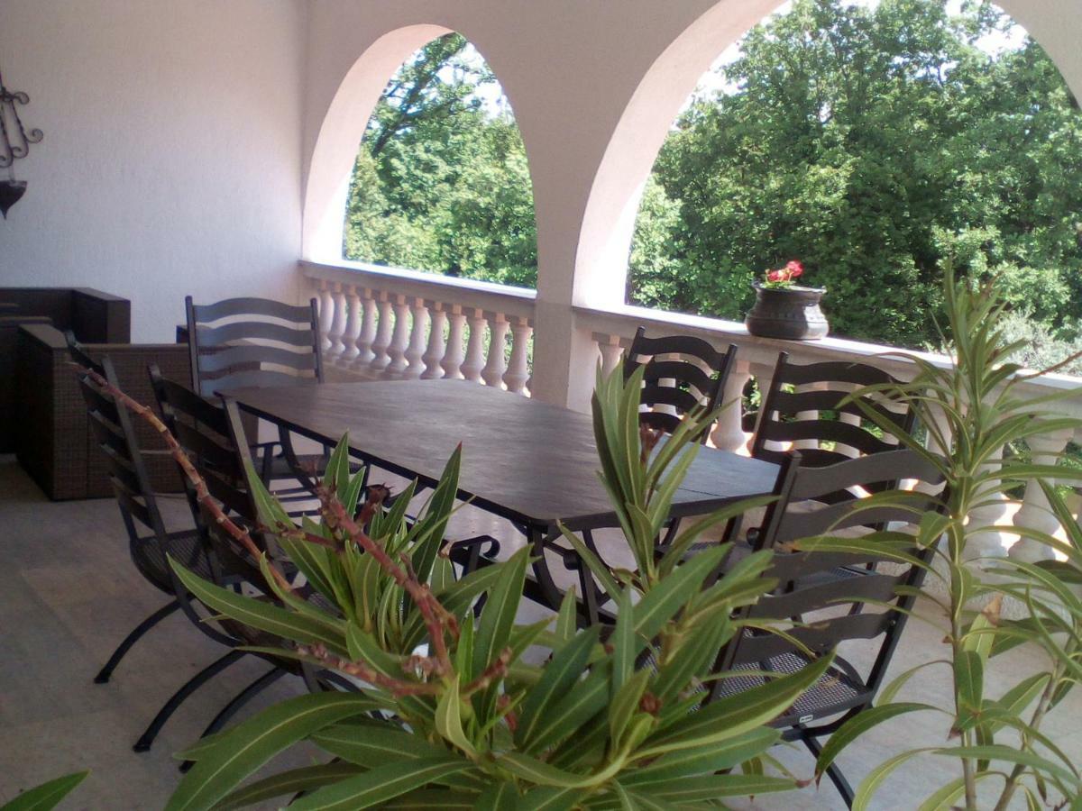 Apartment Nevija E Natale Opric ภายนอก รูปภาพ